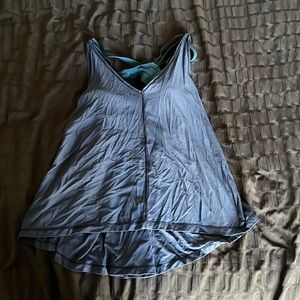 blue lulu tank top with built in bra